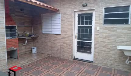 Sobrado à venda 3 quartos 1 suíte 2 vagas Do Estádio - Santo André - SP
