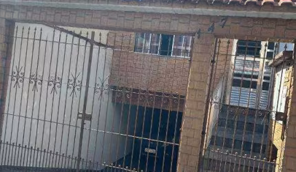 Sobrado à venda 4 quartos 2 vagas Nova Petrópolis - São Bernardo do Campo - SP