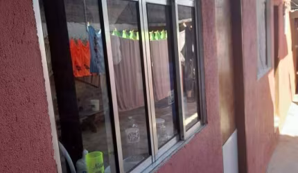 Terreno à venda 340 metros com 5 casas antigas para demolição ou reforma!