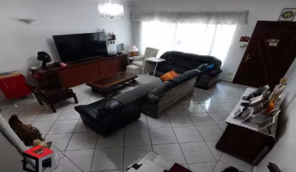 Sobrado à venda 3 quartos 7 vagas Rudge Ramos - São Bernardo do Campo - SP