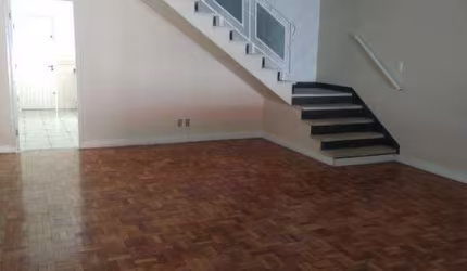 Sobrado à venda 3 quartos 2 vagas Scarpelli - Santo André - SP