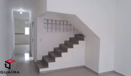 Sobrado à venda 4 quartos 2 suítes 5 vagas Maracanã - Santo André - SP
