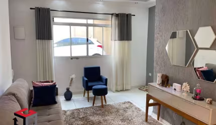 Excelente casa 3 dorm. 1 suíte, 3 vagas, ampla área com churrasqueira, Parque Novo Oratório