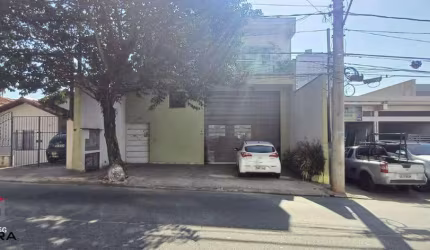 Galpão para aluguel 2 vagas Jardim - Santo André - SP