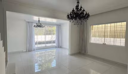 Sobrado em Campo Belo com 250m²