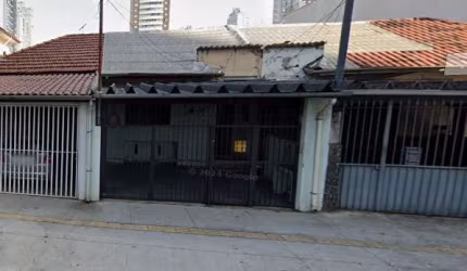 Casa Térrea com 160m² localizada no Bairro da Lapa em São Paulo - SP.