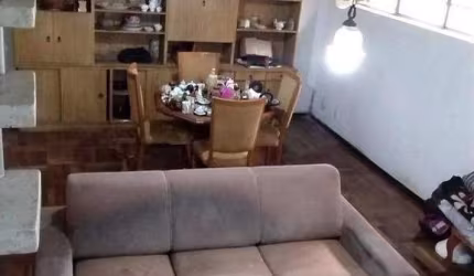 Sobrado à venda 3 quartos 2 vagas Gonçalves - São Bernardo do Campo - SP
