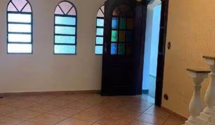 Sobrado à venda 3 quartos 1 suíte 2 vagas Sacadura Cabral - Santo André - SP
