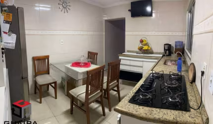 Casa à venda 2 quartos 2 vagas Das Maravilhas - Santo André - SP