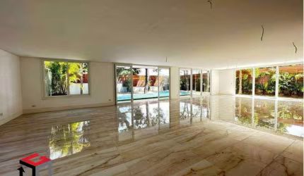 Casa de 786m² no Bairro Campo Belo em São Paulo - SP