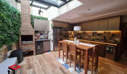 Sobrado 160m² 3 suítes 2 vagas - Vila da Saúde - SP