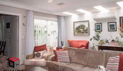 Sobrado Residencial no Campo Belo com 448 m².