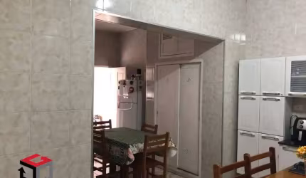 Sobrado à venda 3 quartos 2 vagas Jardim - Santo André - SP