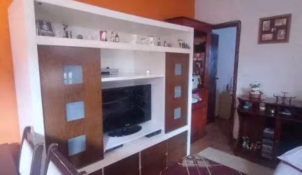 Casa térrea á venda 86m² com 2 dormitórios e 2 vagas no bairro Alves Dias - São Bernardo do Campo