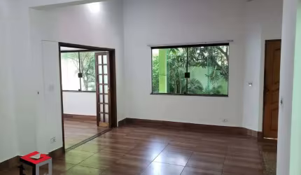 Sobrado à venda 3 quartos 1 suíte 5 vagas Independência - São Bernardo do Campo - SP