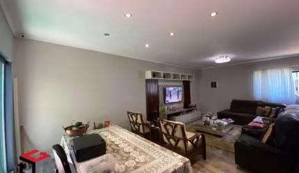 Casa para aluguel 3 quartos 2 suítes 3 vagas Dos Pássaros - São Bernardo do Campo - SP