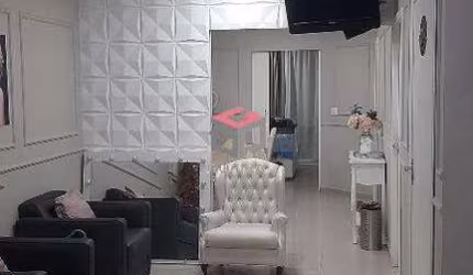 Prédio com 564m² localizado no Centro de São Bernardo do Campo - SP.