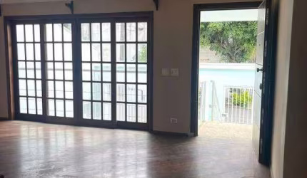 Sobrado à venda 4 quartos 1 suíte 4 vagas Taboão - São Bernardo do Campo - SP