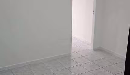 Sala comercial á venda com 39 m,²numa ótima localização.