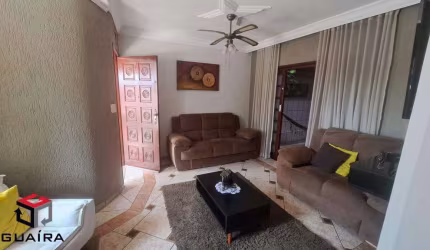 Sobrado à venda 3 quartos 2 suítes 3 vagas Santa Terezinha - São Bernardo do Campo - SP