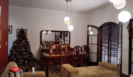 Casa à venda 3 quartos 1 suíte 3 vagas Bastos - Santo André - SP