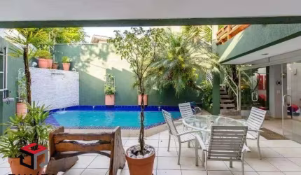 Sobrado Residencial Alto Padrão com 280m² na Vila Madalena em São Paulo - SP