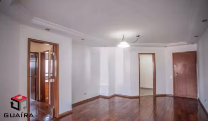 Apartamento Saúde com 121 m², 3 quartos, 1 suíte, sala com 2 ambientes, terraço, cozinha, área de serviço, 2 vagas.