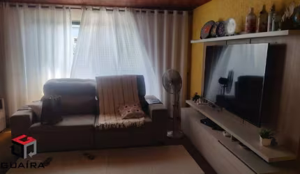 Sobrado à venda 3 quartos 1 suíte 6 vagas Taboão - São Bernardo do Campo - SP