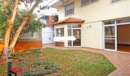 Sobrado Residencial Alto Padrão em Alto de Pinheiros com 340m2
