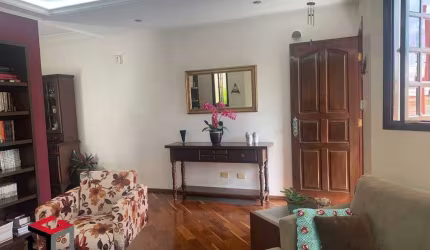Sobrado à venda 3 quartos 1 suíte 4 vagas Floresta - Santo André - SP