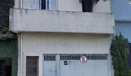 Sobrado com 2 Quartos e 2 banheiros à Venda, 180 m² - Vila Firmiano Pinto - São Paulo - SP.