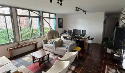 Apartamento 4 Dormitórios em Bela Vista com 183m²
