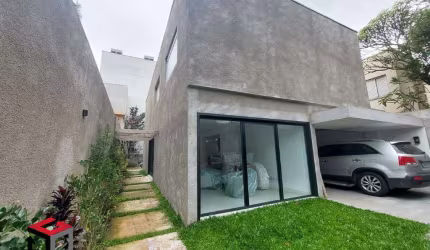 Casa de Vila Planalto Paulista, 4 dormitórios, 1 Suíte, 2 vagas, Edícula, Quintal, Salão 253m2