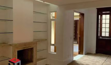 Casa de Vila em Jardim Paulistano com 300m²