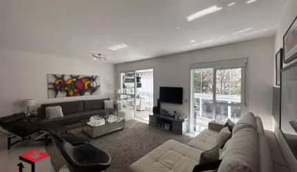 Apartamento Saúde 113 m², 3 vagas fixas, 2 suítes, closet, sala ampliada, lavabo, cozinha americana, lavanderia, dispensa, varanda, e lazer.