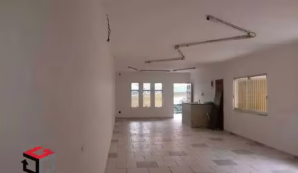 Casa a venda com 211m² no Bairro Jardim em Santo André - SP.