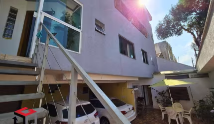 Sobrado à venda 3 quartos 2 suítes 4 vagas Das Nações - Santo André - SP