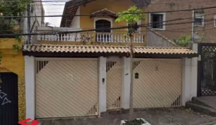 Sobrado com 350m² - Jardim das Bandeiras - São Paulo - SP.