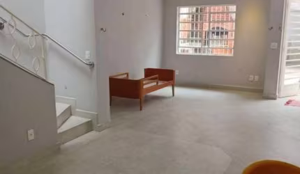 Sobrado Residencial 3 Dormitórios sendo 2 Suites em Mirandópolis com 190m²