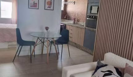 Excelente oportunidade de adquirir um studio aconchegante e bem localizado na tradicional Liberdade !!!