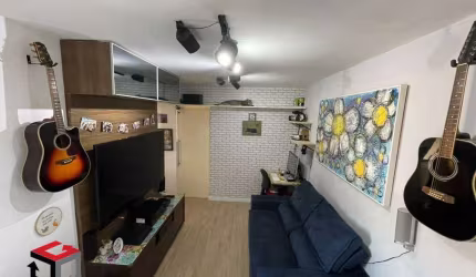 Apartamento Vila Guarani, 50 m² , 2 quartos, 1 banheiro, sala, cozinha, lavanderia, 1 vaga fixa e livre. Lazer com salão de festas, baixo condomínio.