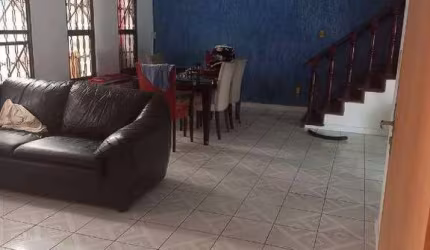 Sobrado à venda 4 quartos 1 suíte 3 vagas Nova Petrópolis - São Bernardo do Campo - SP