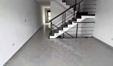 Sobrado para aluguel 3 quartos 1 suíte 2 vagas Lucinda - Santo André - SP