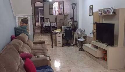 Sobrado à venda 3 quartos 3 suítes 1 vaga Centro - Santo André - SP