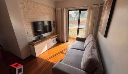 Apartamento 3 Dormitórios em Chácara Inglesa Próximo ao Metrô Praça da Árvore com 72m²