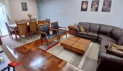 Sobrado à venda 4 quartos 3 suítes 5 vagas Pires - Santo André - SP