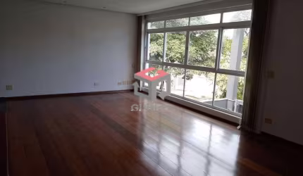 Sobrado de 400m² / Bairro Vila Mariana em São Paulo - SP