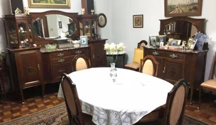 Sobrado com 476m² localizado no Jardim da Saúde em São Paulo - SP.