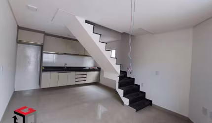 Sobrado à venda 2 quartos 2 vagas Santo Antônio - Santo André - SP