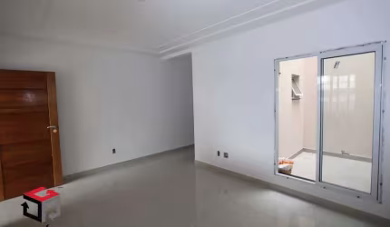 Sobrado à venda 3 quartos 3 suítes 4 vagas Independência - São Bernardo do Campo - SP